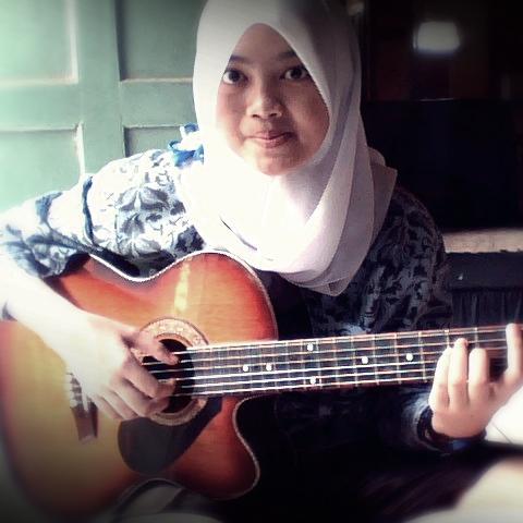 I am GUITARIST ;)
GITAR ~ sumber imajinasi, motivasi, kreasi, ilmu, inspirasi, sahabat sejati.
Always Love Guitar #Guitar Hero