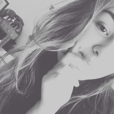 Iphone 5c snap: lolilola001 
SELENA GOMEZ LE BEST