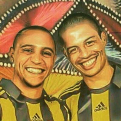 biraz marjinal biraz gavatar. tam bir muay thai delisi. bu arada ta ta ta öldün çıq. 16 T-RAP