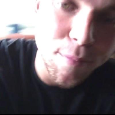 GO FOLLOW @sorrymrclifford or i unfollow