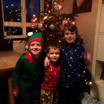 Mum to quite a few kids, which means I do lots of tidying, quite a lot of cooking and blog when I can fit it in.
instagram: taniawilkinso16