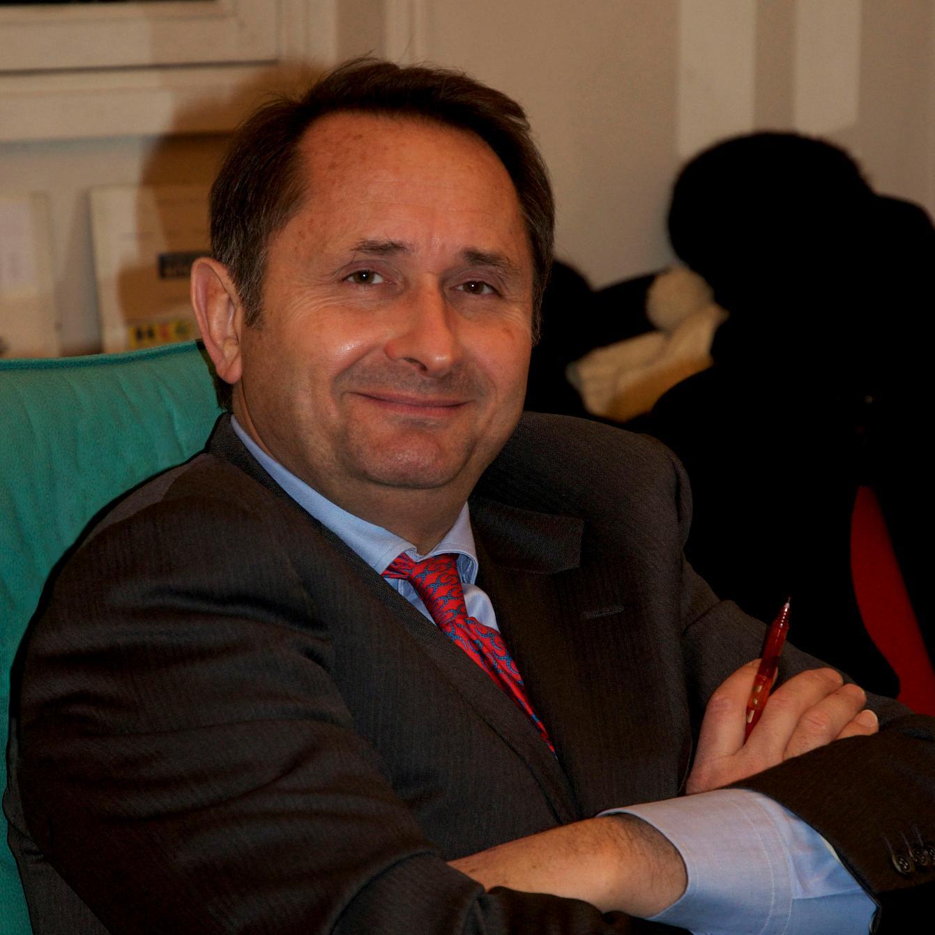 HCG_ManagerMax's profile picture. Motivational Speaker: I boost the performance of your company and the happiness of your employees with Irresistible Collective Laughter