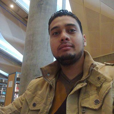 ‏محامي