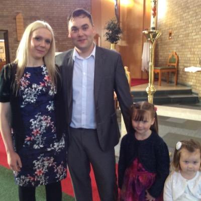 Husband, Father of 3 beautiful girls, Love coffee & Tech. Work with the news & mags supply chain to businesses and residential properties!