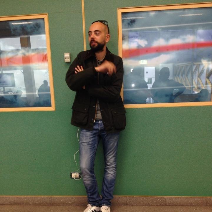 GennaroAccardi's profile picture. maledetto calcio moderno...che tu possa marcire all'inferno❗️ ČØÑTRØ ÄRT. 9❗️