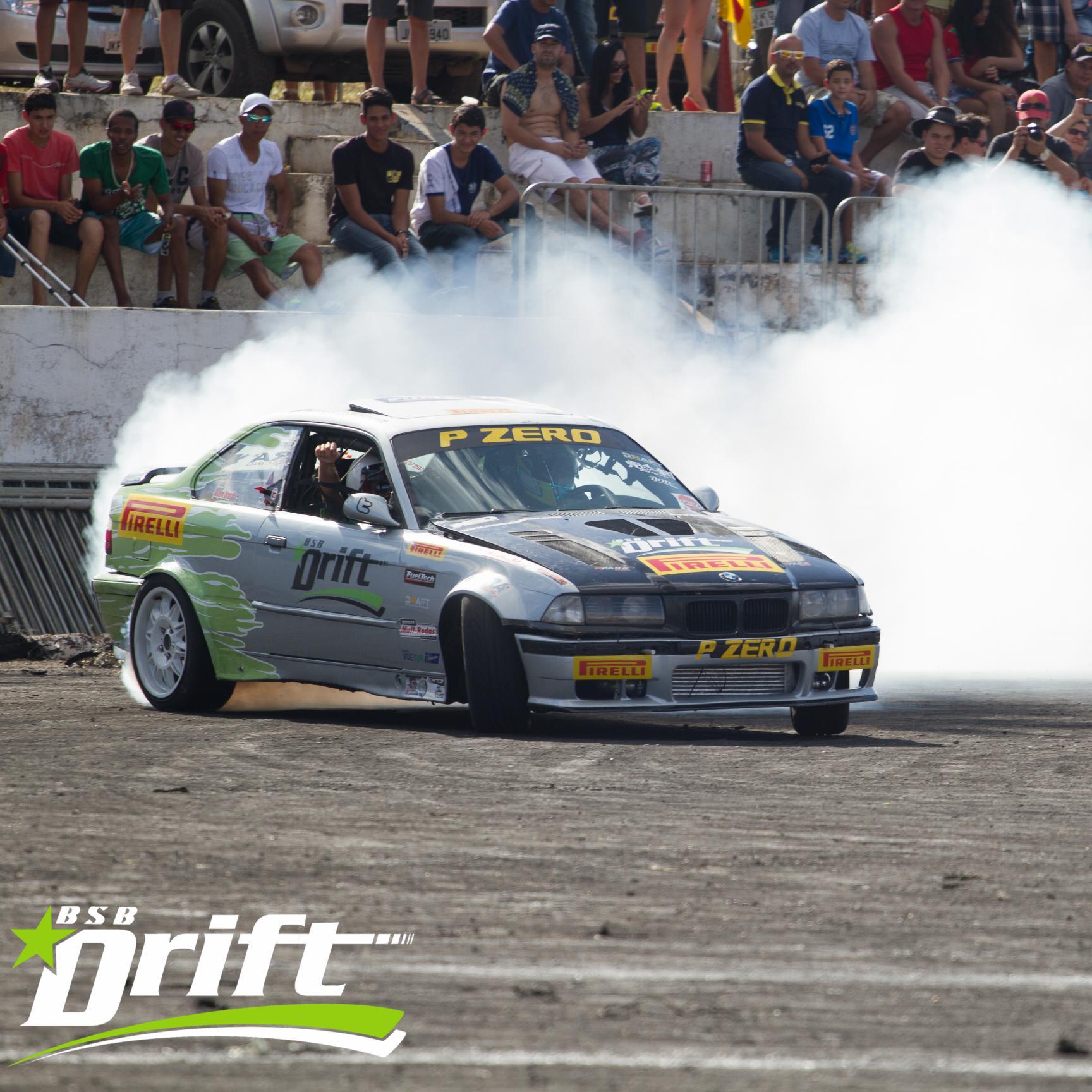 Twitter oficial da equipe BSB Drifit. Siga-nos e saiba tudo sobre a primeira equipe brasiliense dedicada à esse novo e emocionante esporte.