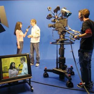 Espacio dedicado a estudiantes de Comunicación Social quienes buscan adentrarse en este maravilloso mundo de las redes sociales