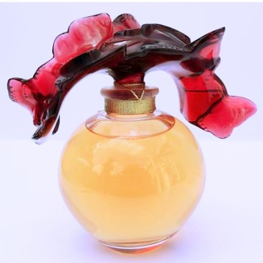 Purveyor of rare, hard to find and vintage perfumes