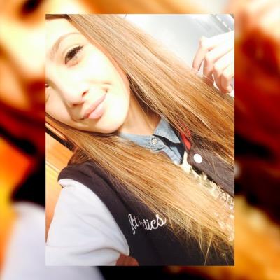 valentinadilil1's profile picture. 