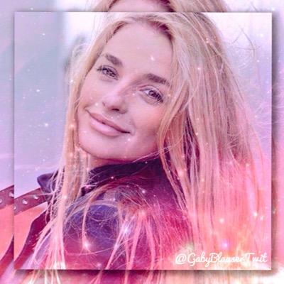 I'm not selfish, I'm just proud to be a fan of this amazing woman♡Voor de leukste, liefste & mooiste vrouw @GabiBlaaser ♡#Sacha #gtst♡She's an angel♡ProudOfHer♡