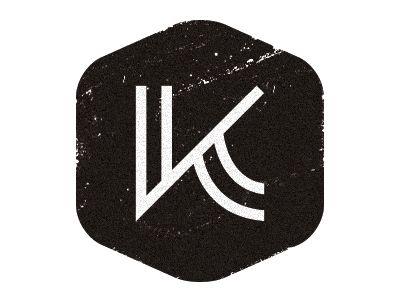 Trickshotter|Sniper|Knifer             Clanless                                         Red Gumi followed                           looking for a designer