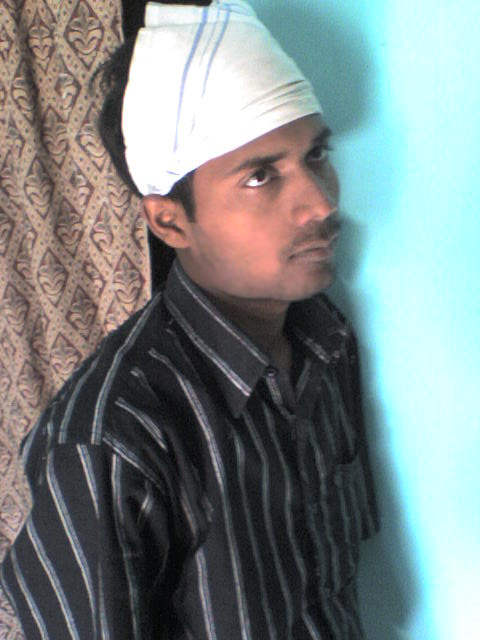 AmitBarik's profile picture. Completed Multimedia (WEB Designing) Institute of Arena.