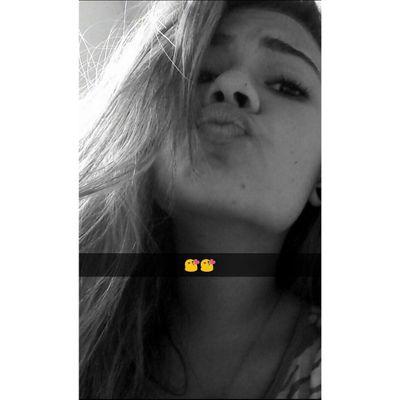 Quando eu sentir sua falta eu vou vasculhar minha mente e vou te encontrar na lembrança mais linda e pura que eu ja imaginei pra nós dois.