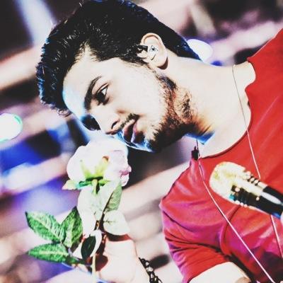 Uma por todas, todas por um . (@luansantana). Since: 07/02/2014