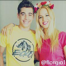 @sergiocelli y @flor_vigna siganme los quiero chicos