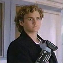 Netsec dude who likes PY. Im probably making toast in your kitchen via the Internets. I have a thing for Anime. And the Power Glove. RT != Boom boom in yer room