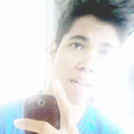 18,ES, mineiro,universitário: engenharia civil,