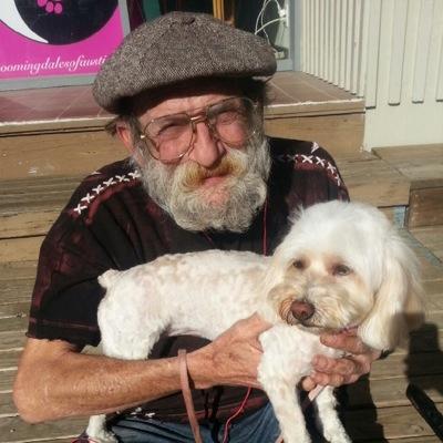 JimWeiler0's profile picture. I'm an oldguy, a poet, a writer, and a fixer of material things, who likes Progressive and sustainable Green.