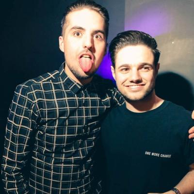 VasTheo93's profile picture. 