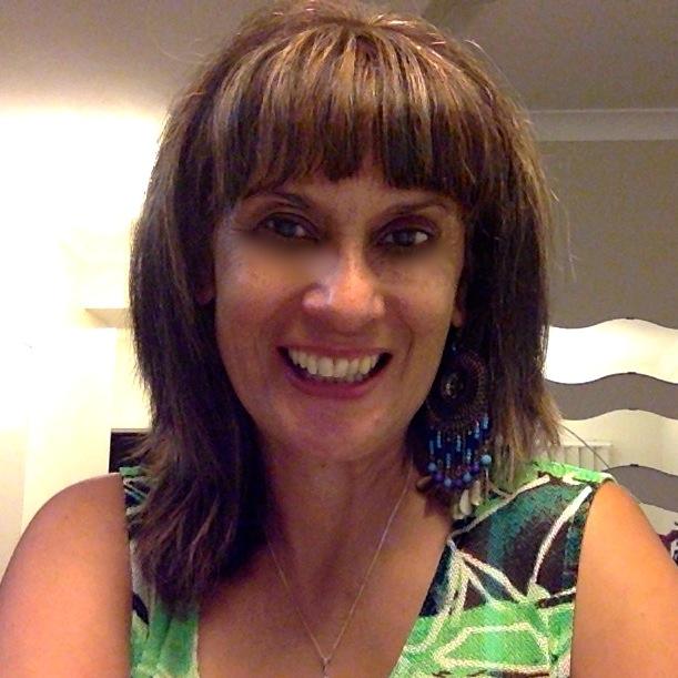 ailsahthompson's profile picture. 