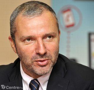 Denis_Thuriot's profile picture. Compte parodique de Denis Thuriot -Maire de Nevers                                  -  Suivi par @Mathy_Mimie