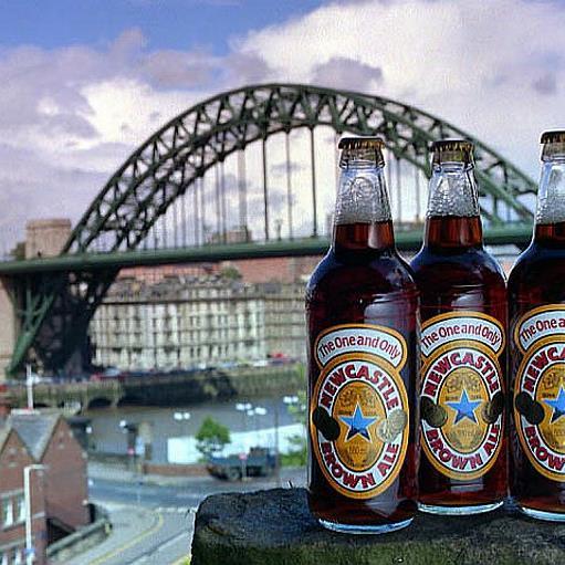 Toon fan and long time season ticket holder. Likes a beer or two.