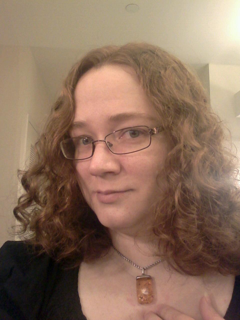 Writer and digital painter of #PostApocalyptic #Steampunk #HardSciFi & #Fantasy worlds. Queer Nonbinary Dreamer.