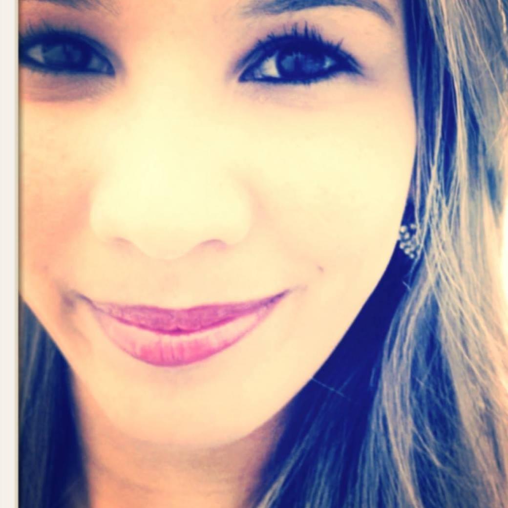 Eu sou o que sou, tenho um coração, um grande sorriso e uma linda canção! Deus me fez assim . . .
