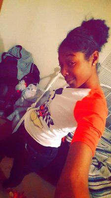 just follow to find out about me! #mickeylover #motherof2 #slim #longhairdontcare #moneymotivated