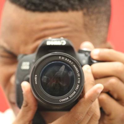 Carlinhos Macandza...Estudante 12Classe... Fotografo Prof: +258 84 42 42 700 iMessage/whatsapp/sms/call/viber. Artista fav: Meek Mill/DC/MMG