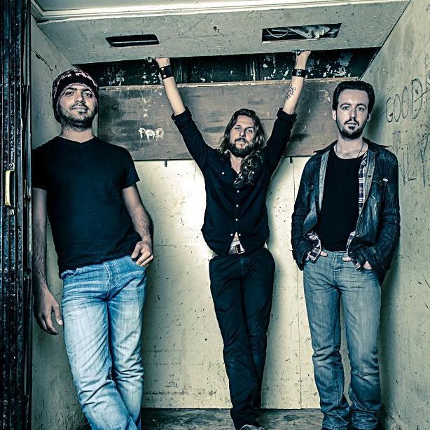 LaceWeeper's profile picture. Rock band from Wicklow, Ireland. http://t.co/rK3jfnQ3py debut album featuring Chad Channing (Nirvana/Before Cars) out now