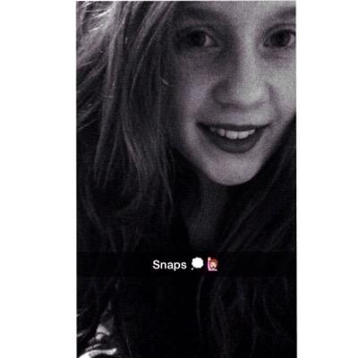 shona14x's profile picture. ah, Gravity. Thou art a heartless bitch.