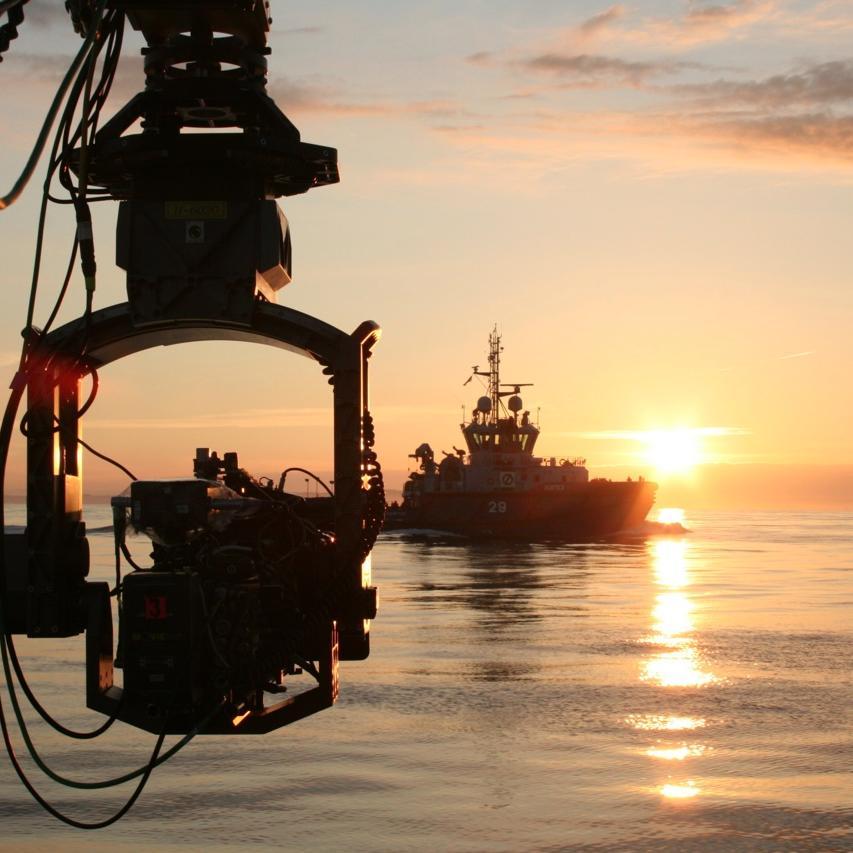 Stabilized-Non Stabilized Remote Head Specialists. Over 25 years experience in camera support & operation.