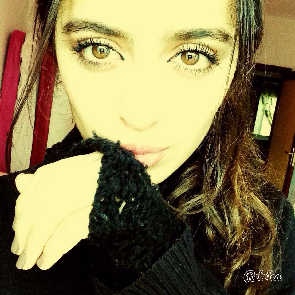 Ne sois pas comme les autres aimeraient que tu sois. Sois tout simplement toi!.
ǝɯıɐ,ʇ ǝɾ ∞ ♡    ᶫᵒᵛᵉᵧₒᵤ NinaD. LucyH.