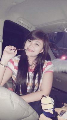 TikaRefillia's profile picture. tak selamanya sendiri itu sendiri.berdua kita hadapi hari esok nak