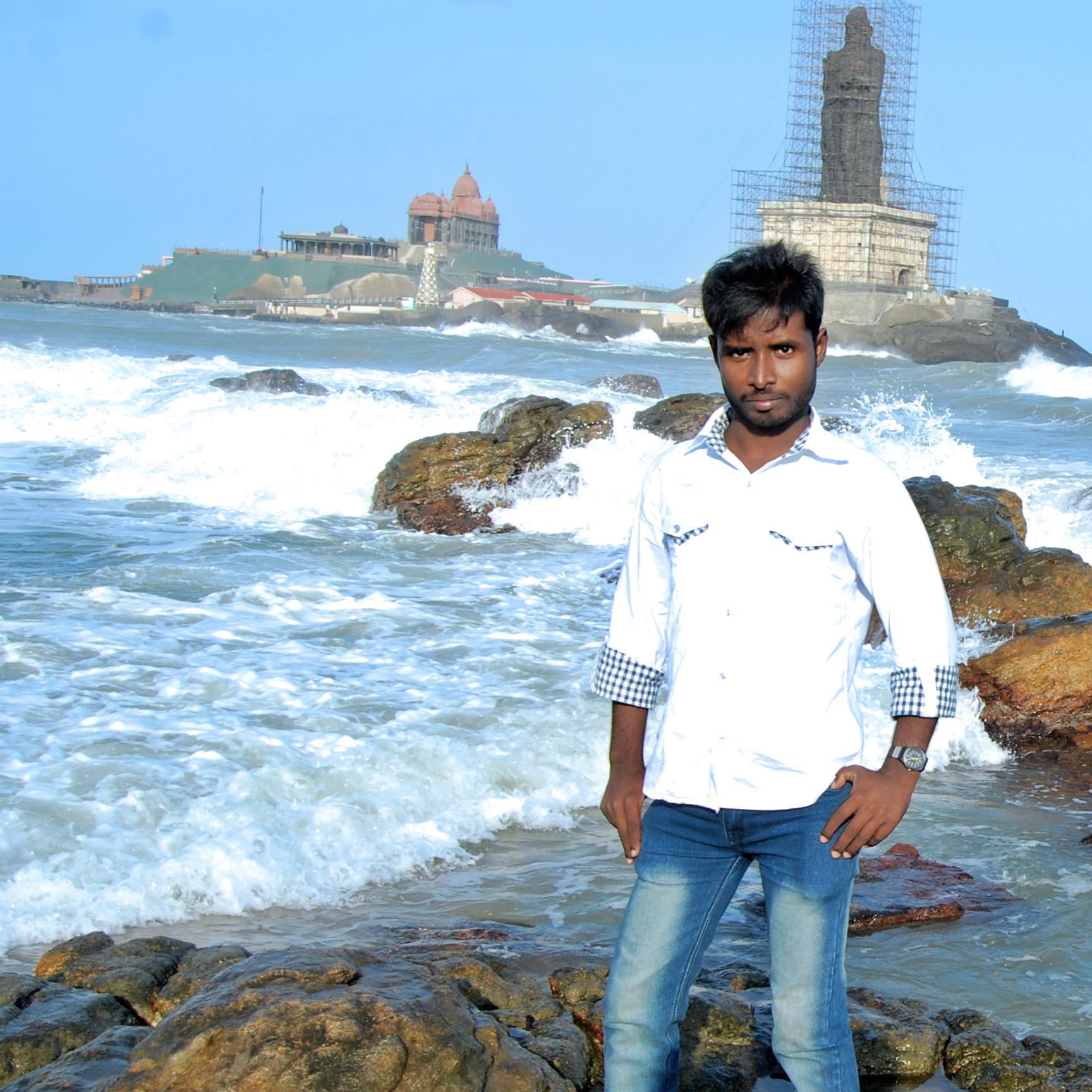 ✧∭✧∰
 ░▒▓█ மறைக்காட்டின்(Ⓥⓔⓓⓐⓡⓐⓝⓨⓐⓜ )👤☜ மைந்தன் █▓▒░
✳ 🌿☘️இயற்கை விரும்பி☘️🌿  ✳
♛♦சிங்காரச்சென்னை ♨💥
✿சர்க்கார்உத்தியோகம் ✿
♥❾⓿ஸ் கிட்ஸ்வகையறா..♥
∰✧∭✧
