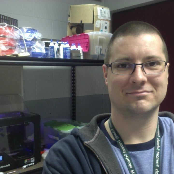 Technology Teacher @ Fremont Middle School 79. Love exploring new ideas tips and tricks.