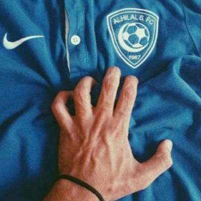 ‏‏‏‏من يمتلك قلبك عسىًالله يهنيه انا اشهد انه يملك الكون كله