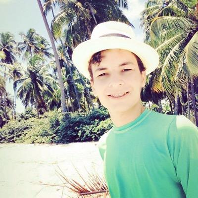 insta: luizalexandre98 face: luizalexandre22@facebook.com