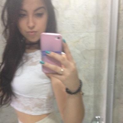 - Feche os olhos deixe a brisa tocar o seu rosto ♫