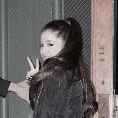 PLS GO FOLLOW @needurlouv BC GOALS THX:)