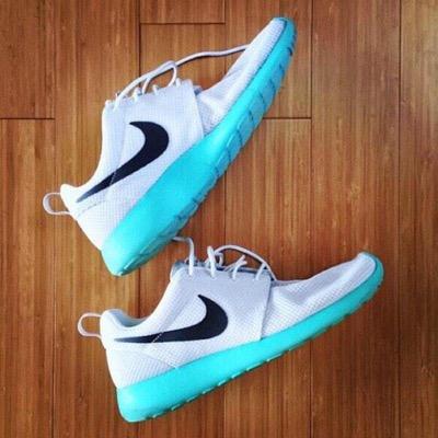 if you ain't got shoes.... SMH! DM to be featured. follow for shoes and fashion. contact: shoemanheaven@gmail.com (pics posted aren't mine)