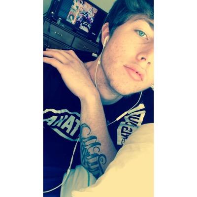 OLD TWITTER NEW ONE IS @brian__dc5