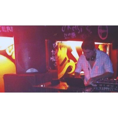 Productor en música electrónica // #Borr