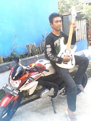 agusoktober2014's profile picture. 