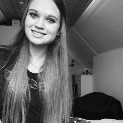 Cecilie24217784's profile picture. Danish girl~ 2000'~ Denmark~ Music~ Him.❤️