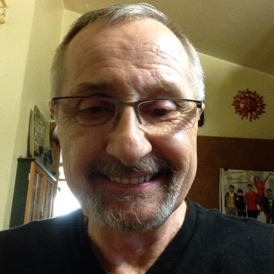 LouNickDonnelly's profile picture. 