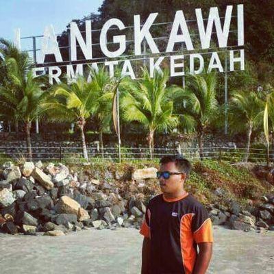Jadi Diri Sendiri Lebih Baik Buat Ape Nak Ikut Orang.Bersusah-susah dahulu bersenang-senang kemudian .