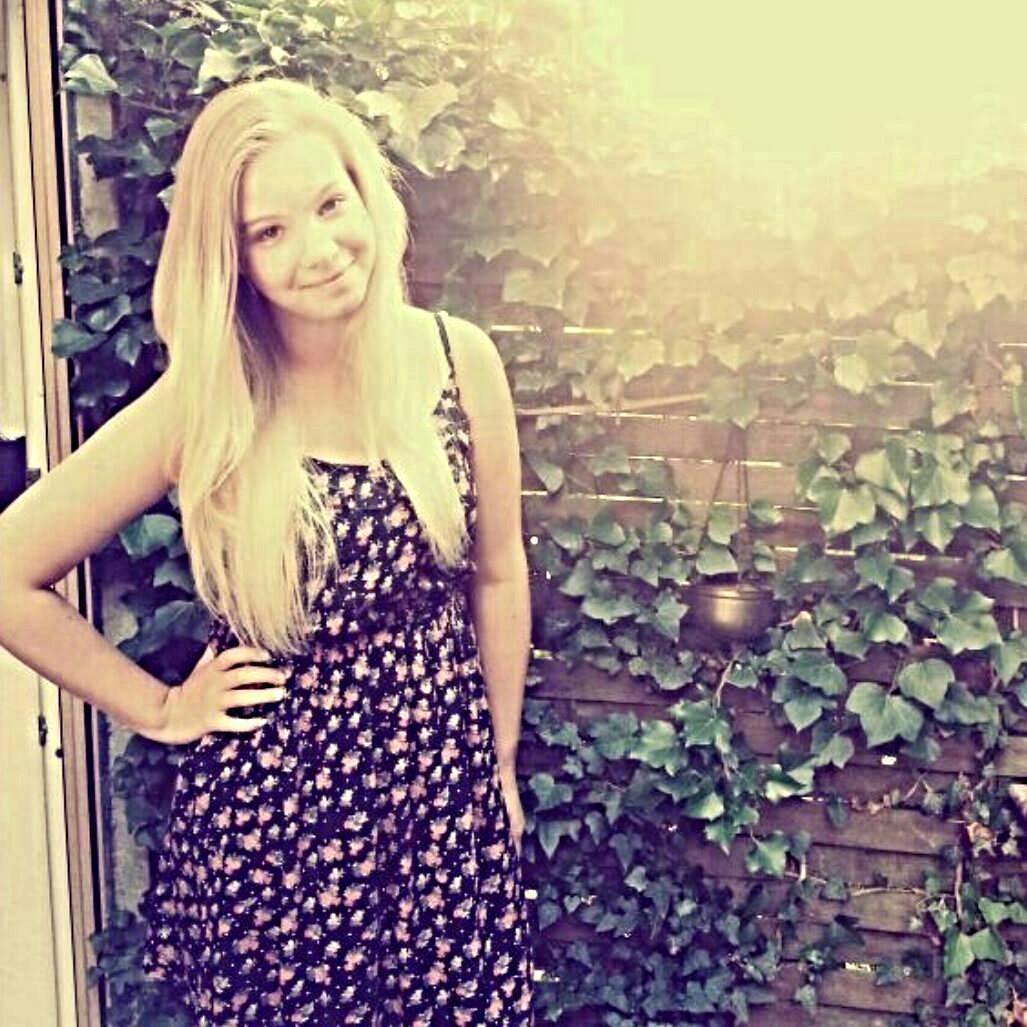 Sweet_Selina_99's profile picture. Nicht viel zu sagen...leibe nett ehrlich...verrücj´kt.ab und an.