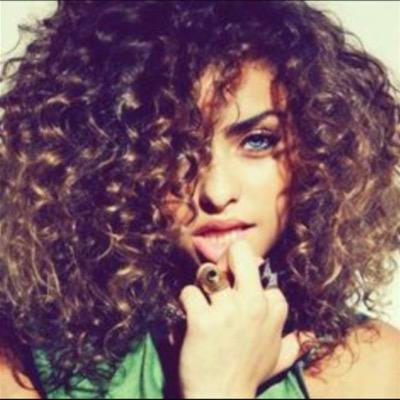 curlyhairprobz's profile picture. you're not alone